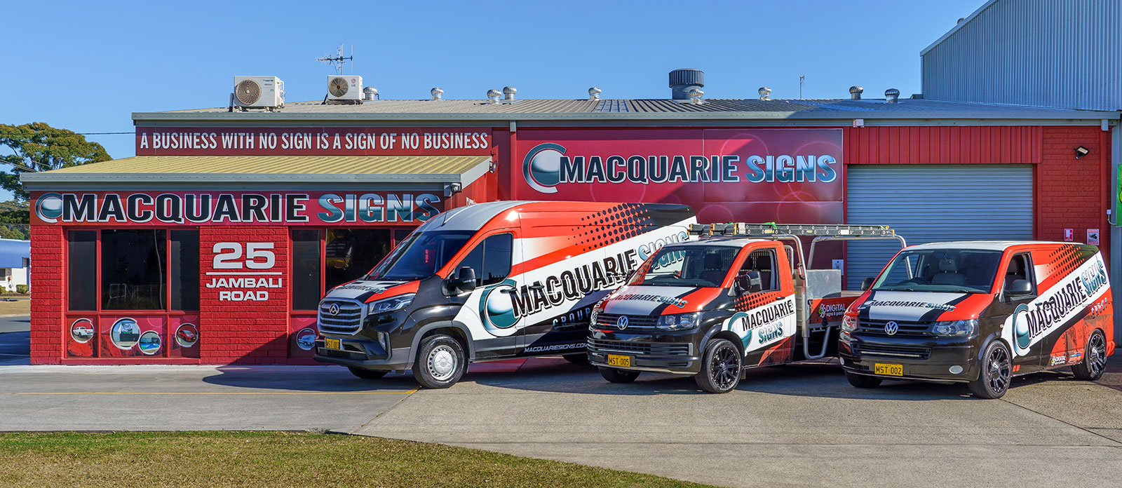 Macquarie-signs